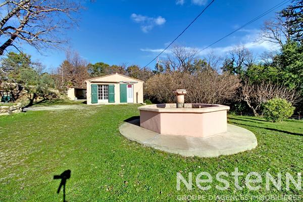 FLAYOSC Maison plain-pied avec DEPENDANCE et PISCINE sur terrain de 3700 m²