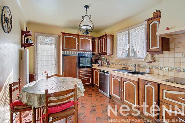 FLAYOSC Maison plain-pied avec DEPENDANCE et PISCINE sur terrain de 3700 m²