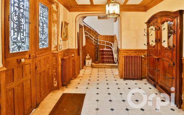 Maison à vendre    8 pièces • 222,32 m2 Gisors