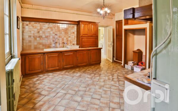 Maison à vendre    8 pièces • 222,32 m2 Gisors