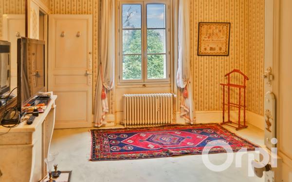 Maison à vendre    8 pièces • 222,32 m2 Gisors