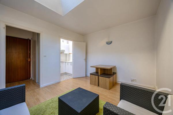 Appartement T1 à vendre  1 pièce - 19 m 2   AIX LES BAINS  - 73