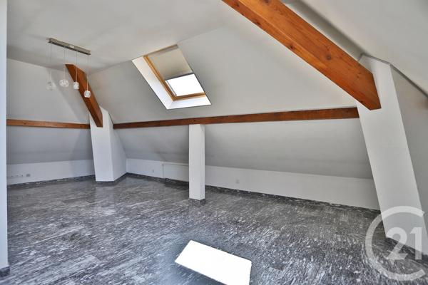 Maison à vendre  8 pièces - 192,24 m 2   FEIGERES  - 74