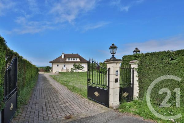 Maison à vendre  8 pièces - 192,24 m 2   FEIGERES  - 74