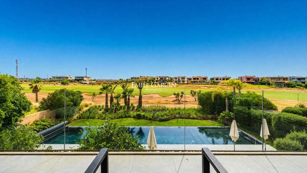 À vendre villa d'Exception en Front de Golf à Marrakech