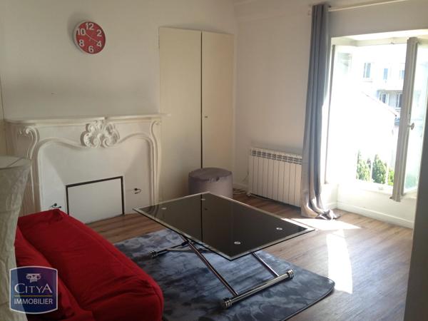 Immeuble à vendre 284m² Poitiers (86000)