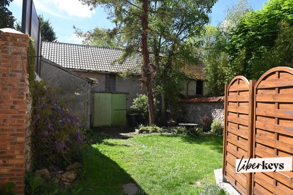 BIEN UNIQUE - 3 pièces 40m² - DPE D - jardin, parking, cave, local vélo