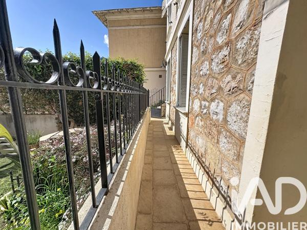 Maison à vendre 10 pièces 167 m² Beausoleil
