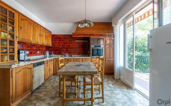 Maison à vendre    8 pièces • 245 m2 Pomponne