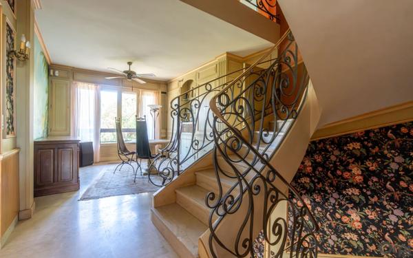 Maison à vendre    8 pièces • 245 m2 Pomponne