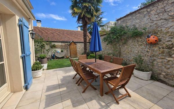 Maison à vendre    6 pièces • 134 m2 Chambourcy