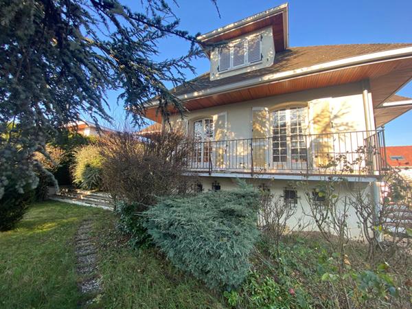 Maison d'architecte Saint Apollinaire 8 pièces 240 m2