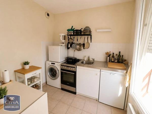 Appartement à louer 2 pièces 39.54m² Cholet (49300)
