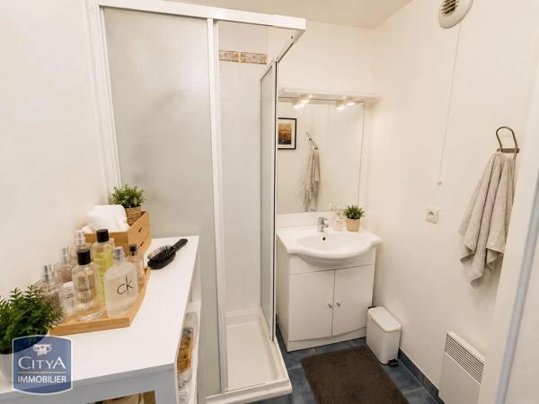 Appartement à louer 2 pièces 39.54m² Cholet (49300)