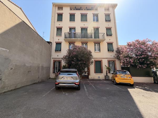 Appartement
         2 pièces
        - 41 m² Exclusivité 195 000 € *