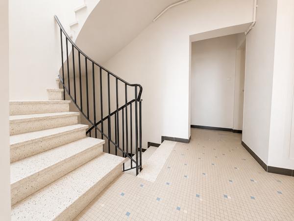 Appartement
         2 pièces
        - 41 m² Exclusivité 195 000 € *