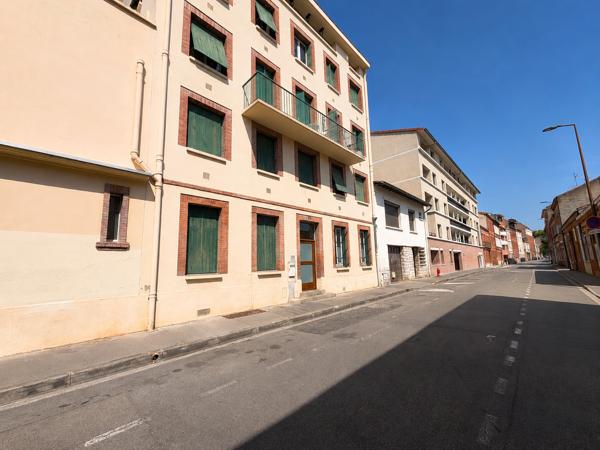 Appartement
         2 pièces
        - 41 m² Exclusivité 195 000 € *