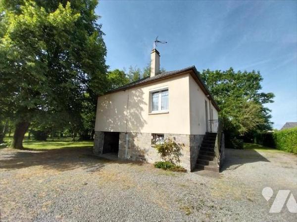 En centre bourg, Pavillon Type 4/5 d'environ 80 m2 Hab. sur sous-sol complet et terrain d'env. ...