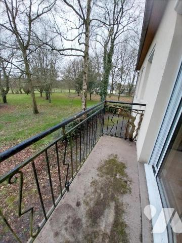 En centre bourg, Pavillon Type 4/5 d'environ 80 m2 Hab. sur sous-sol complet et terrain d'env. ...