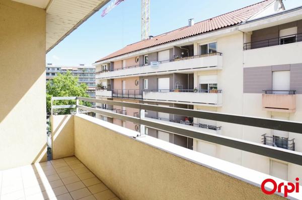 Appartement à louer    3 pièces • 62,72 m2 Villeurbanne