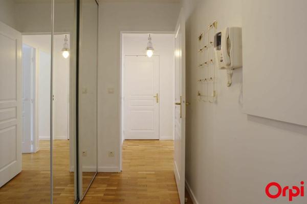 Appartement à louer    3 pièces • 62,72 m2 Villeurbanne