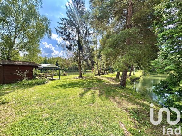 Terrain à vendre 10 393 m² Pernant