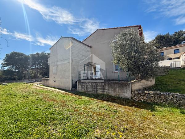 LES PENNES MIRABEAU- EXCLUSIVITE - Double habitation - Maison T4 de 108m2 et appartement T3 de 67m2 sur 1340 m² de terrain avec garage et piscine