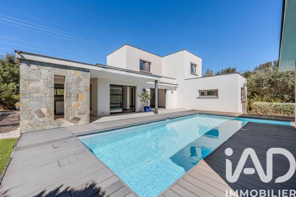 Maison à vendre 8 pièces 180 m² Saint-Gély-du-Fesc