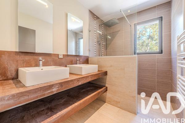 Maison à vendre 8 pièces 180 m² Saint-Gély-du-Fesc