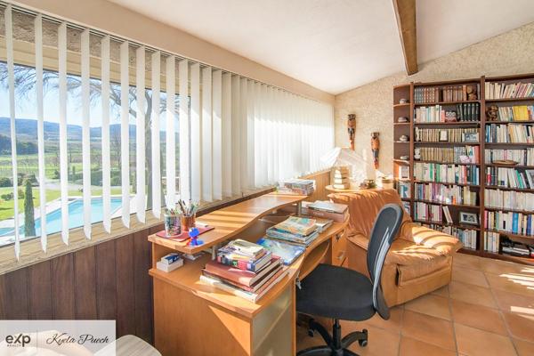 Rognes – Villa 240 m² – Terrain 5 000 m² – Piscine – Pool house