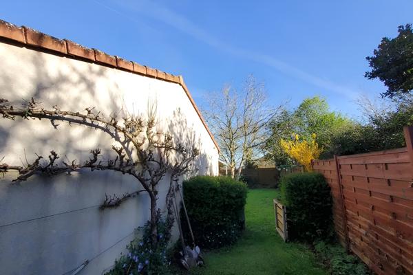 COSSE D'ANOU - PLAIN-PIED - 2 CHAMBRES