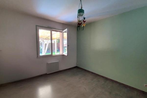 COSSE D'ANOU - PLAIN-PIED - 2 CHAMBRES