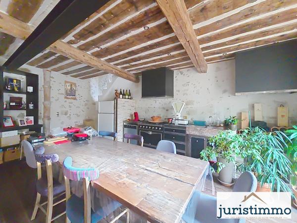 Roquemaure (30150) Maison de village de charme 196m2 - Roquemaure 30150