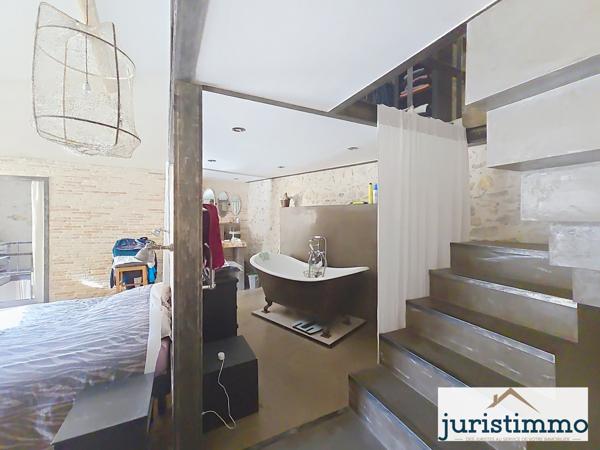 Roquemaure (30150) Maison de village de charme 196m2 - Roquemaure 30150