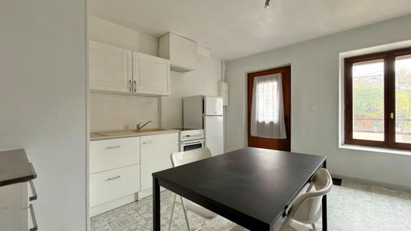 Lot de 2 Appartements à Corbeil Essonnes 3 pièce(s) 49 m2