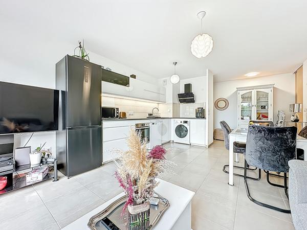 À vendre : Appartement 3 pièces avec vue imprenable à Plan de Cuques !