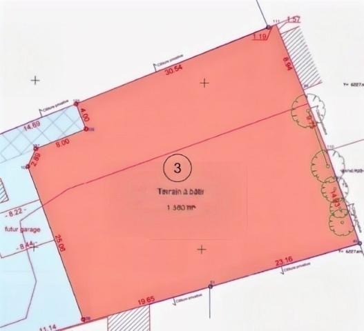 Terrain Constructible à Geste 1360 m2