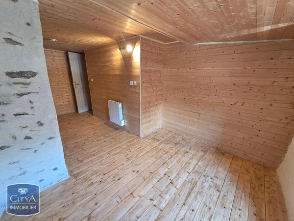 Maison à louer 5 pièces 100.5m² Ardes (63420)