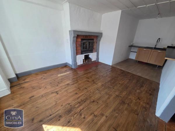 Maison à louer 5 pièces 100.5m² Ardes (63420)