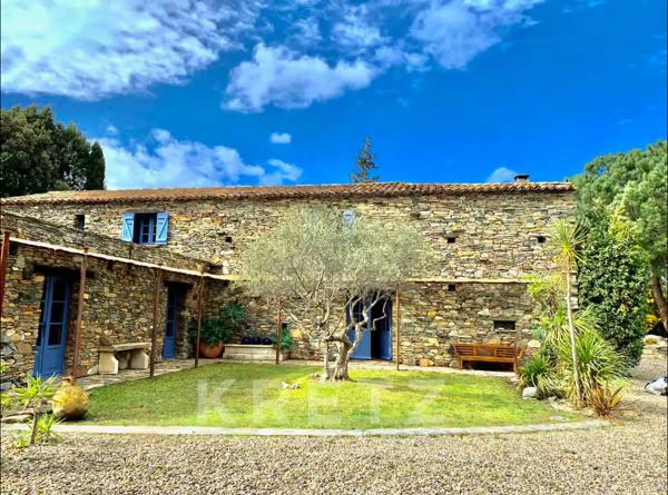 Propriété familiale à proximité du Port Saint Florent et de ses plages