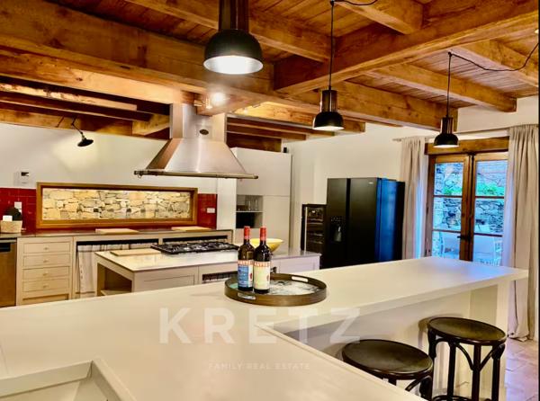 Propriété familiale à proximité du Port Saint Florent et de ses plages