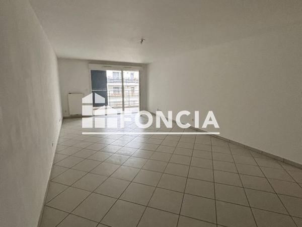 À vendre Appartement 3 pièces 80 m² - Saint-julien-en-genevois 74160