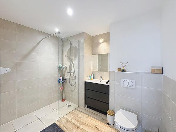 Magnifique appartement lumineux avec terrasse et garage sur Yssingeaux