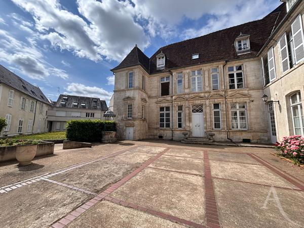 Appartement 2 pièces en duplex - Résidence sécurisée