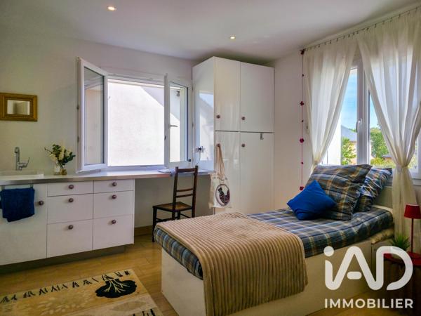 Maison à vendre 6 pièces 222 m² Saint-Christophe-Vallon
