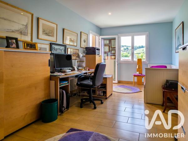 Maison à vendre 6 pièces 222 m² Saint-Christophe-Vallon
