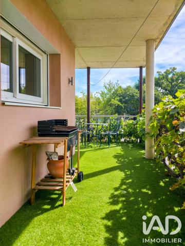 Maison à vendre 6 pièces 222 m² Saint-Christophe-Vallon