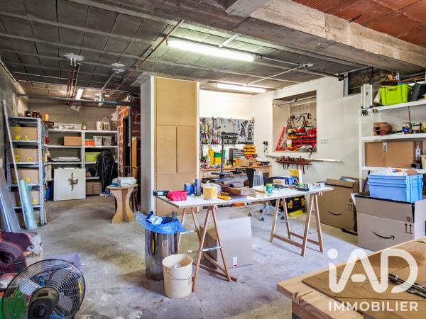 Maison à vendre 6 pièces 222 m² Saint-Christophe-Vallon