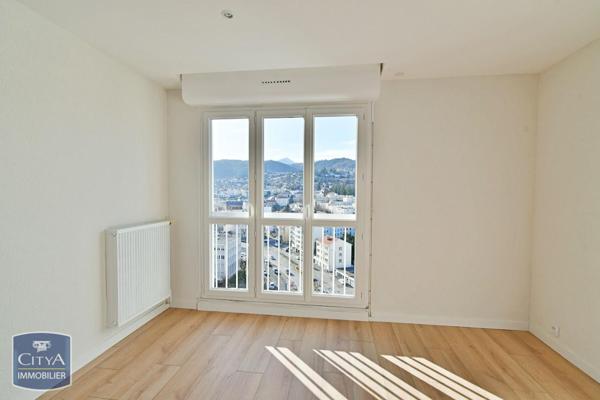 Appartement à louer 3 pièces 68.29m²