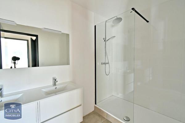 Appartement à louer 3 pièces 68.29m²